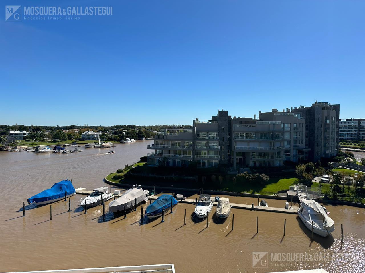 Foto de Islas del Canal. 3 ambientes. Terraza de 100 m2. Cochera, imagen 2