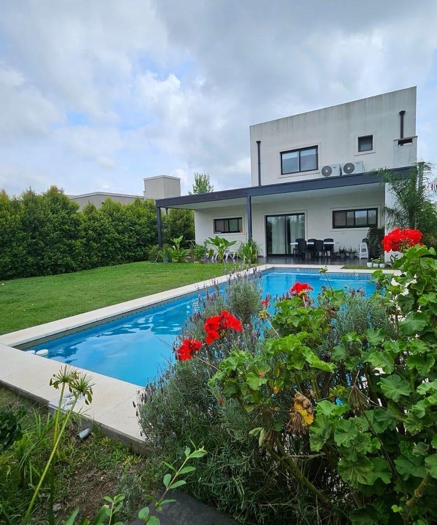 Foto de Casa en alquiler en San Eduardo, imagen 1