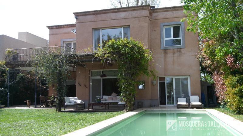 Foto de ENERO 2025! CASA AL RIO! Santa María De Tigre. 3 dormitorios, 2 play, imagen 1