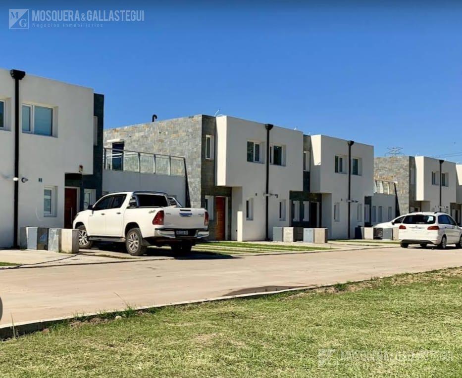Foto de Spring Park, Dúplex de 4 ambientes con jardín y Cochera . Entrega, imagen 1