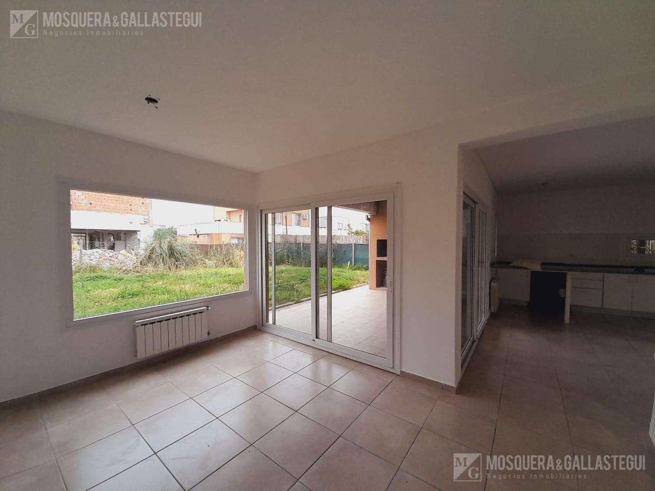 Foto de IMPECABLE! CASA DE SANTA MARIA, imagen 5