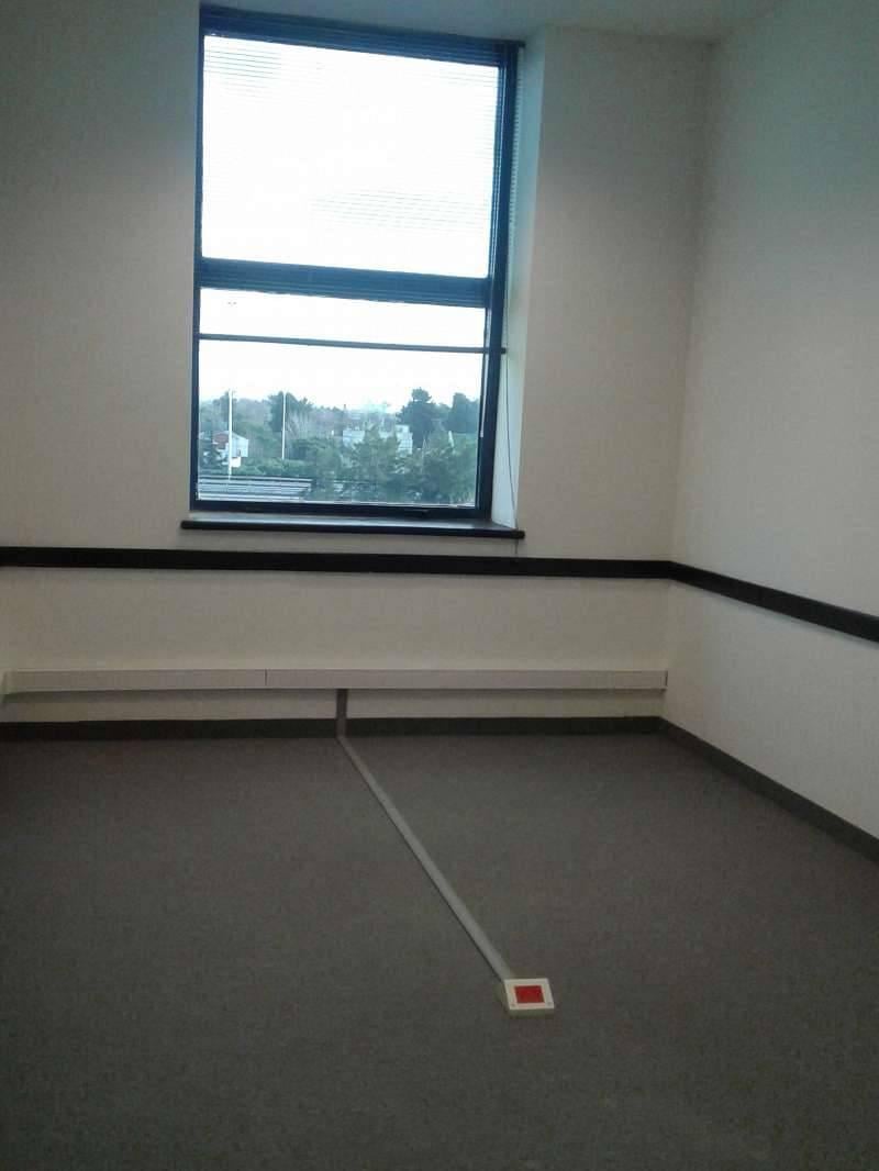 Oficinas en alquiler - Vedia 3892 - Piso 1 Oeste