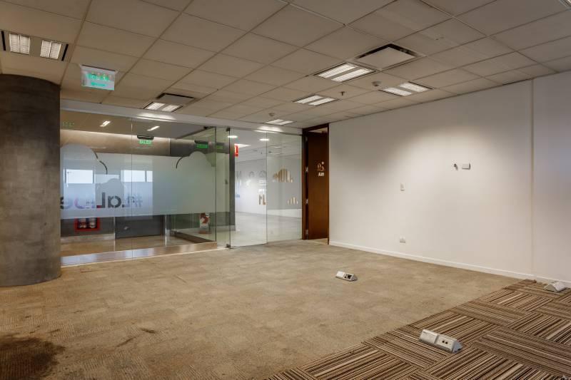 Oficinas corporativos en alquiler - Vedia 3600 - 4to Piso