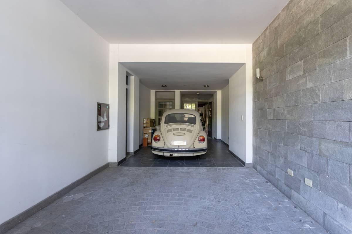 Foto de Local comercial en venta Av. Luis María Campos 485, imagen 3