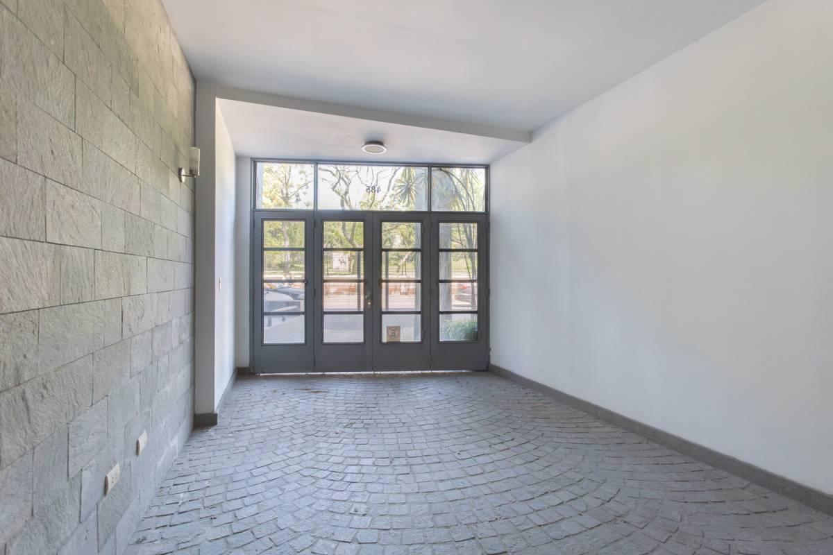 Foto de Local comercial en venta Av. Luis María Campos 485, imagen 5