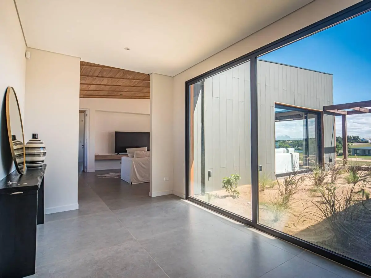 Casa en venta de 4 suites en Pueblo Mio 5
