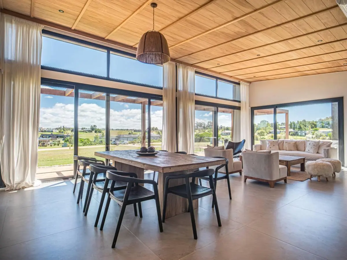 Casa en venta de 4 suites en Pueblo Mio 2