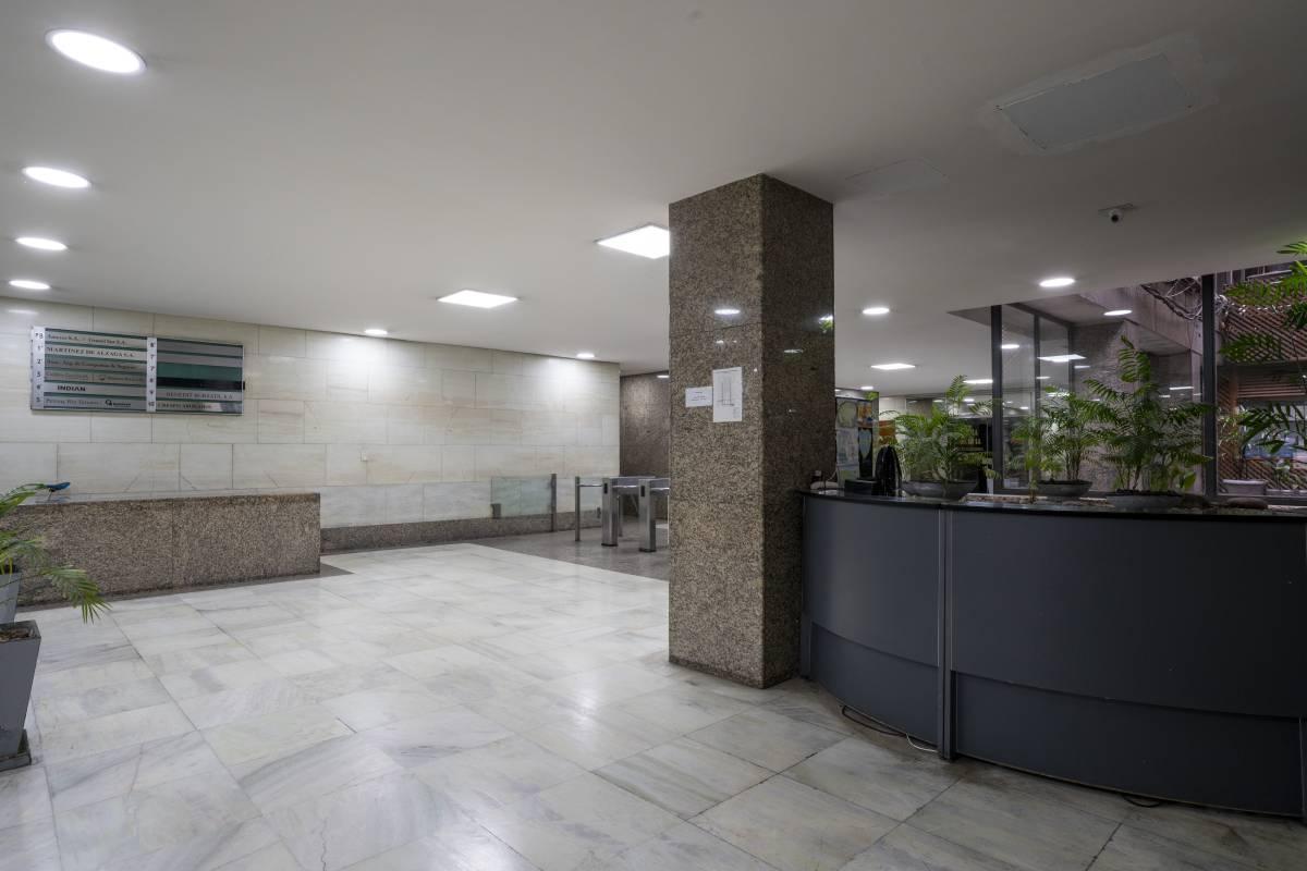 Foto de Oficina corporativa en alquiler - Excelente vista, imagen 4