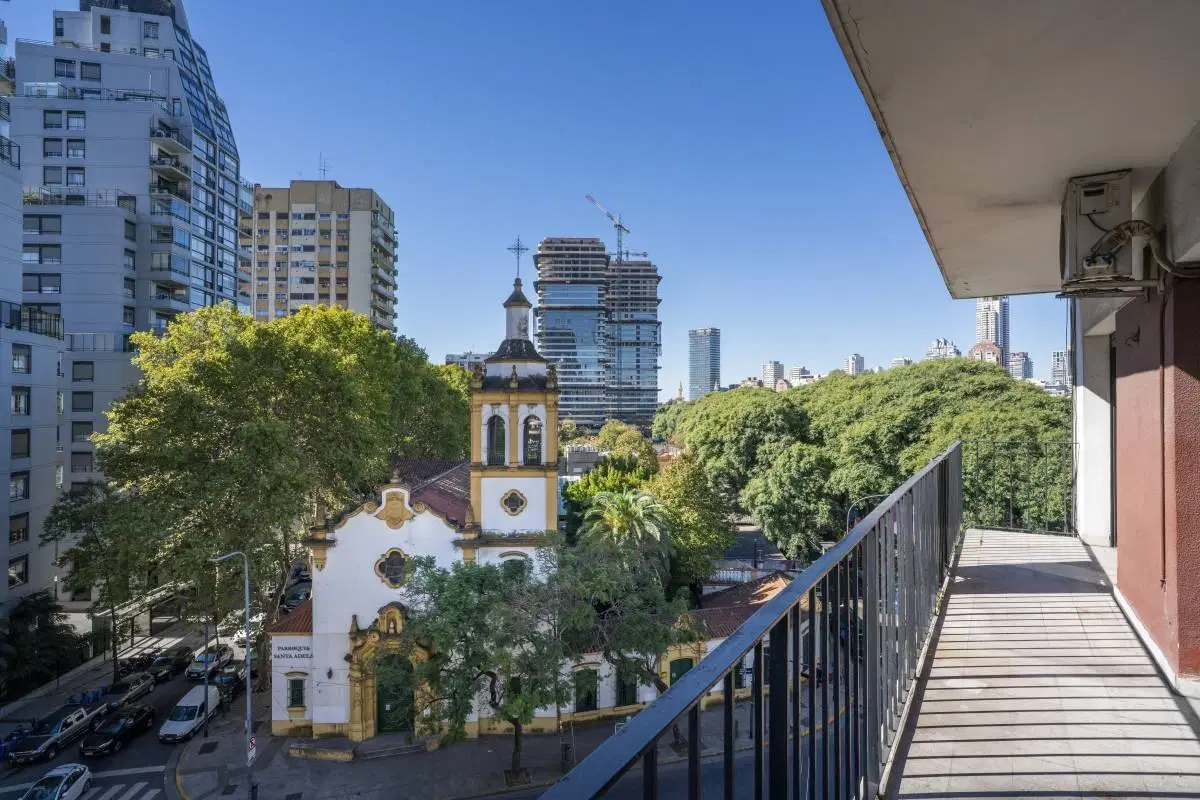 Dorrego y Luis Maria Campos 3