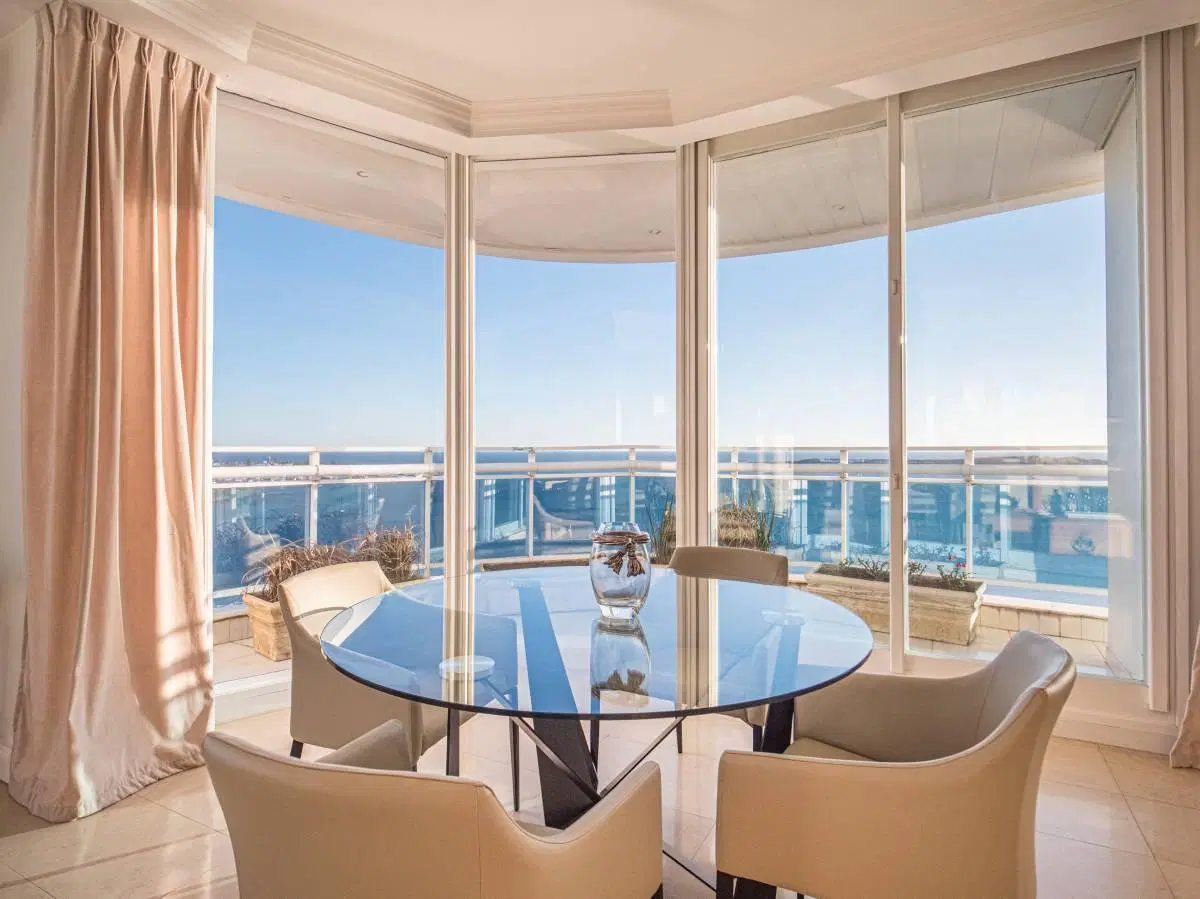 Penthouse duplex en venta en edificio Millenium con vista al mar 5