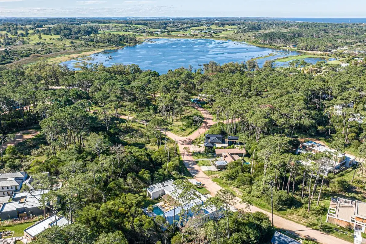 Casa en venta en Reserva Montoya 5 dormitorios con pileta 2
