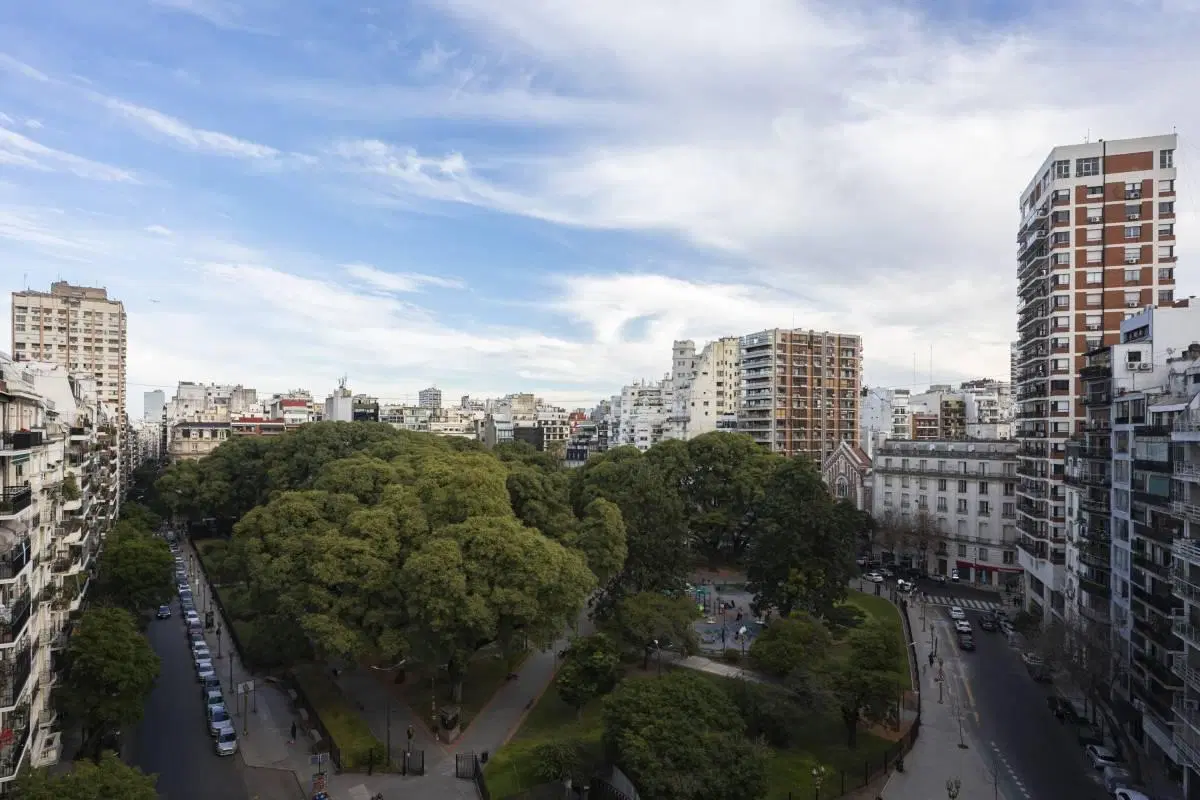 Montevideo y Paraná 1