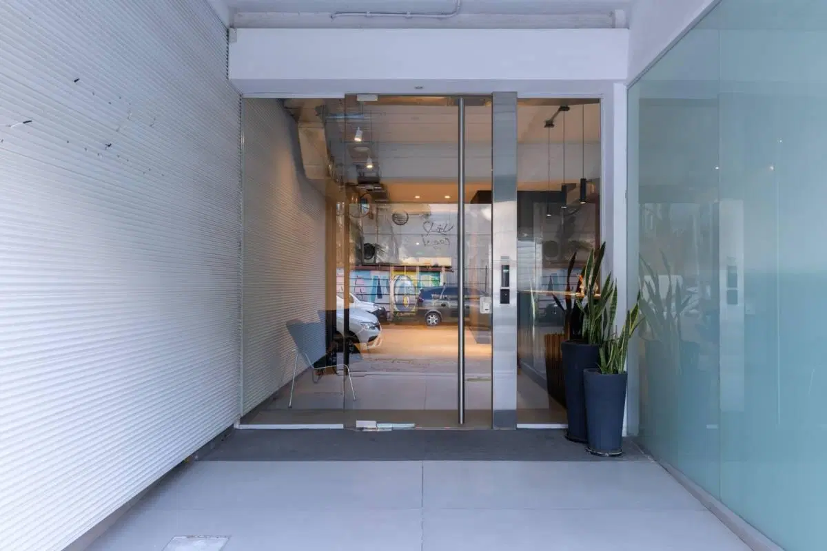 Alquiler Edificio de Oficinas En Block - Impecable estado - Listo para ocupar 3