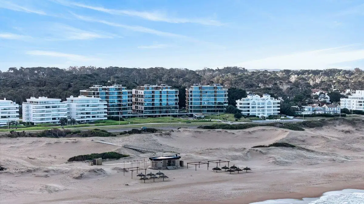 Penthouse duplex de 4 suites con vista al mar en venta en edificio MON Brava, Playa Brava, 22 Piso 6 3