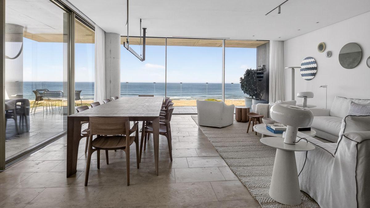 Foto de Penthouse duplex de 4 suites con vista al mar en venta en edificio MON, imagen 4