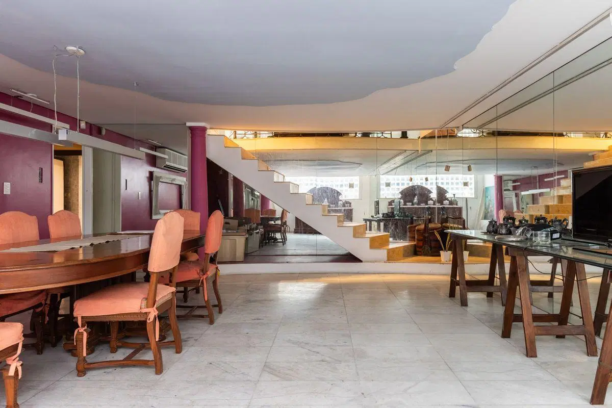 Venta edificio en block en Barrio Parque 4