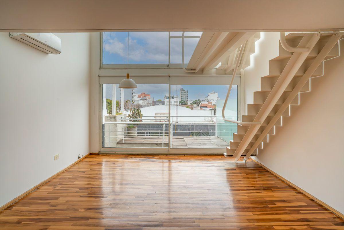 Foto de Zapiola y Av. Congreso - Duplex con terraza de uso exclusivo, imagen 1