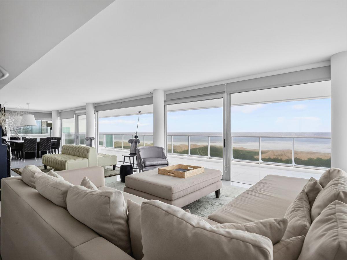 Foto de Duplex en venta frente al mar de 4 suites con terraza y pileta, imagen 1