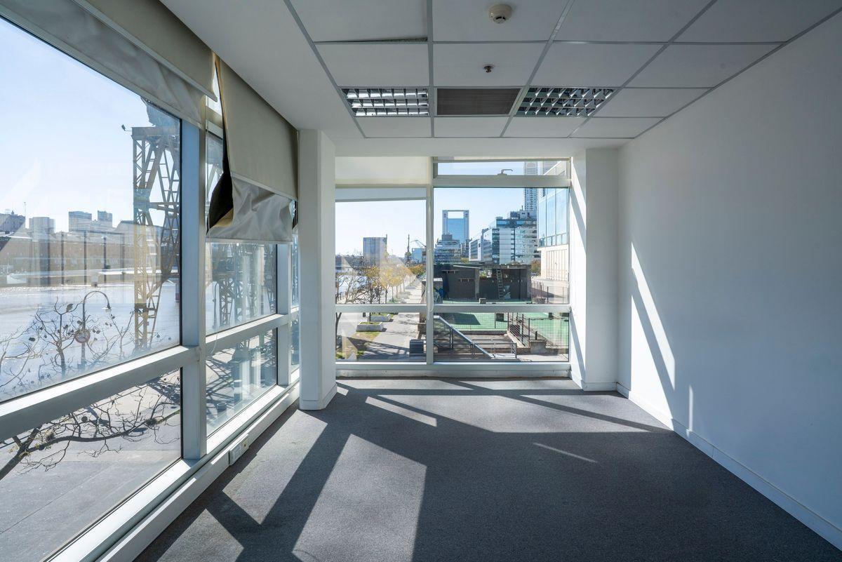 Foto de Exclusiva Oficina Corporativa en Alquiler – Porteño Plaza III, Puerto, imagen 2