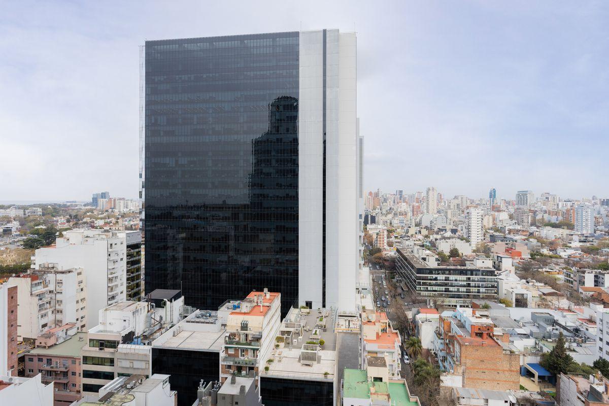 Foto de Av. del Libertador y Nuñez, imagen 2