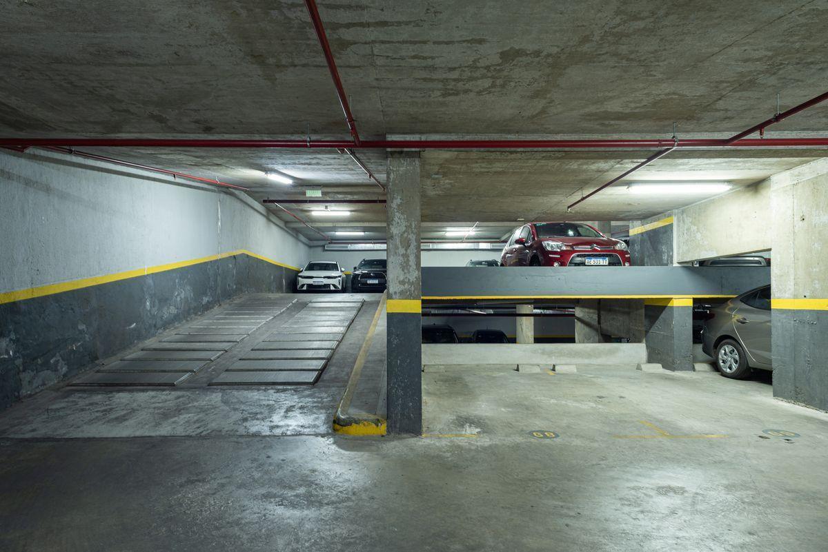 Foto de Av. Cerviño y Raúl Scalabrini Ortiz, imagen 3