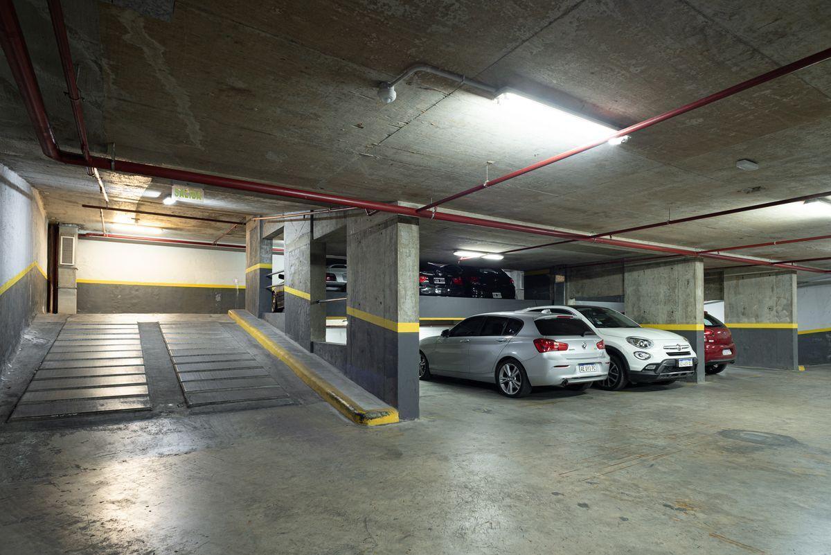 Foto de Av. Cerviño y Raúl Scalabrini Ortiz, imagen 2