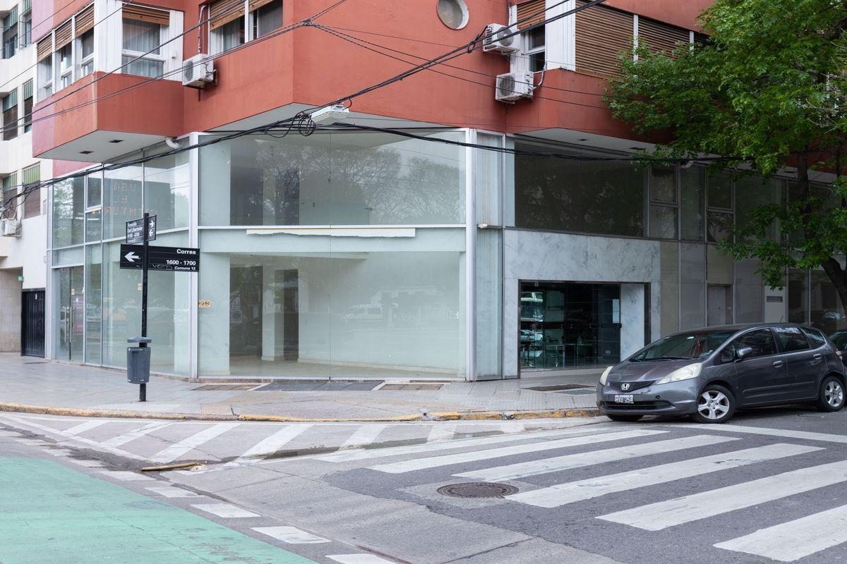 Foto de Local en esquina - Av del Libertador y Correa, imagen 2