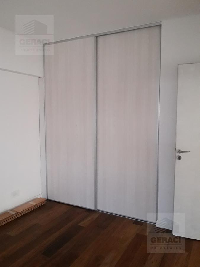 Excelente Semipiso de Categoría con Balcón - Caballito 1