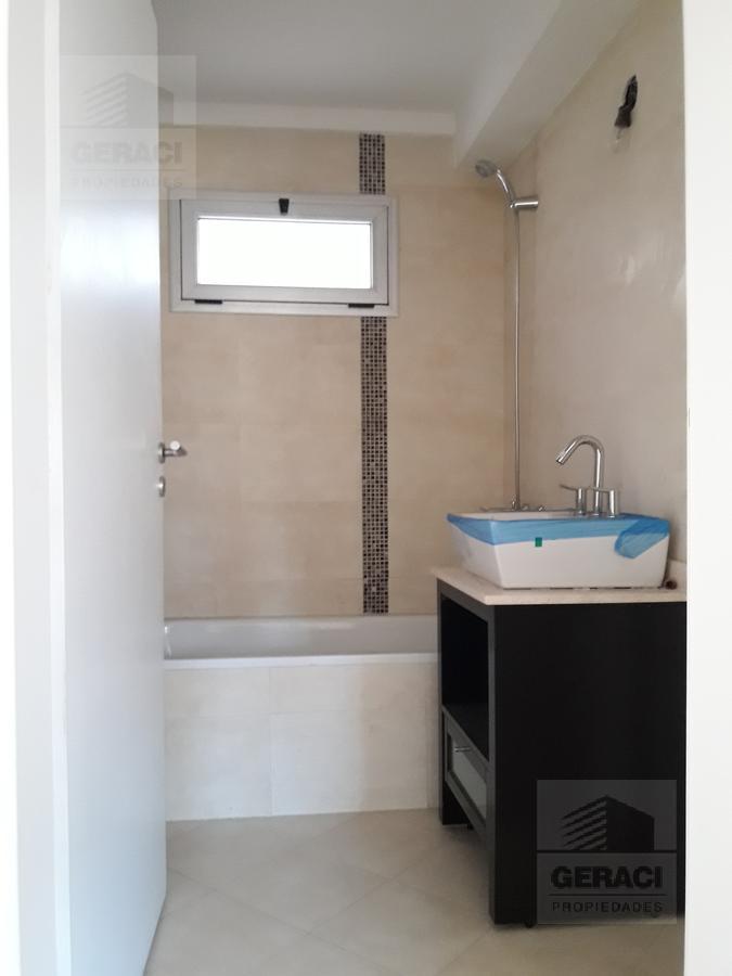 Excelente Semipiso de Categoría con Balcón - Caballito 5