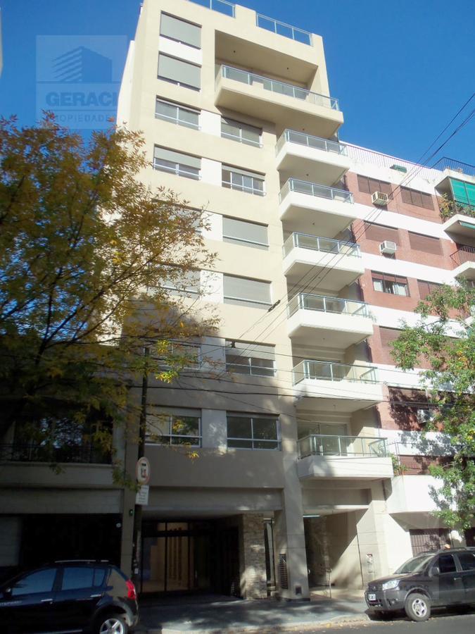 Excelente Semipiso de Categoría con Balcón - Caballito 3
