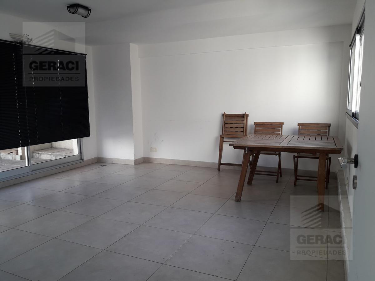 Excelente Semipiso de Categoría con Balcón - Caballito 4