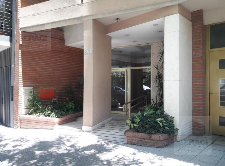 Excelente semipiso de 3 ambientes al fte - Caballito 1