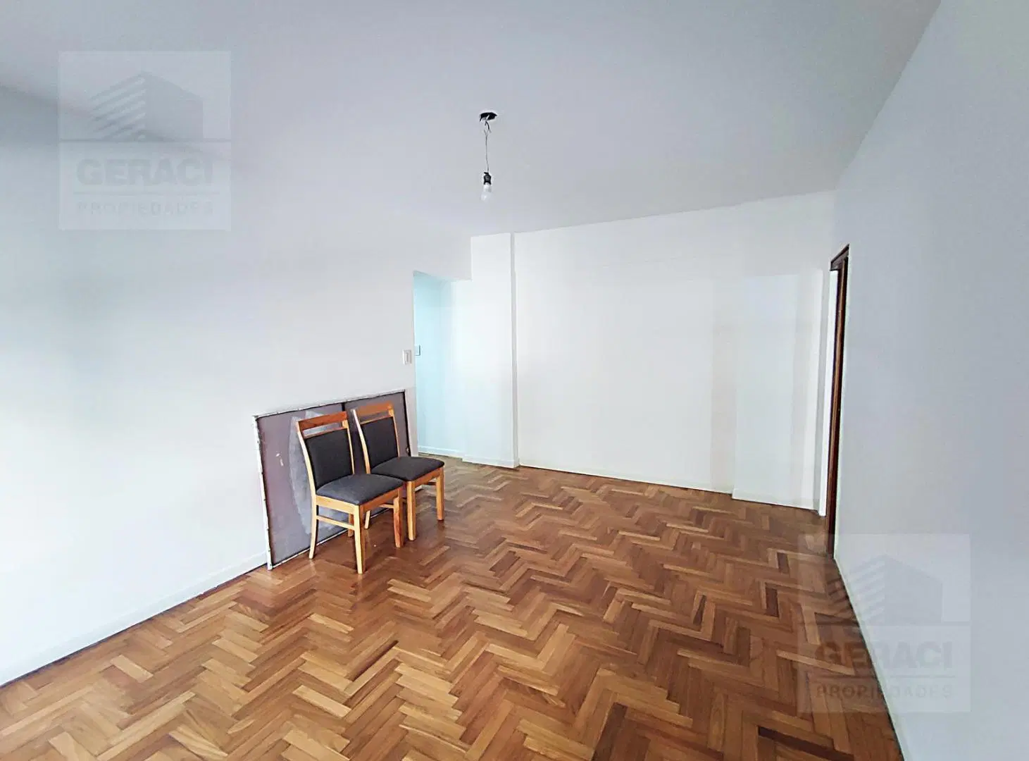 Departamento de 3 ambientes al frente con Balcón en Caballito 1