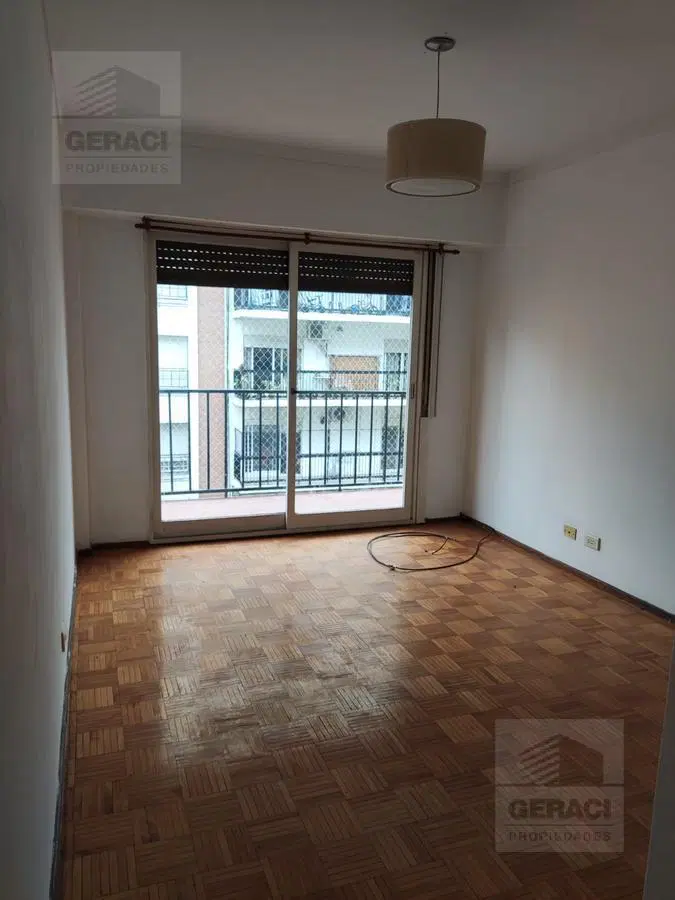 Departamento 2 ambientes al fte con balcón - Caballito 2
