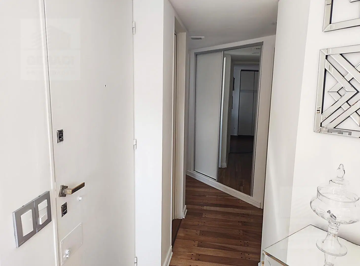 Departamento 3 ambientes con amplio comedor diario, Cochera y Baulera, en Caballito 3