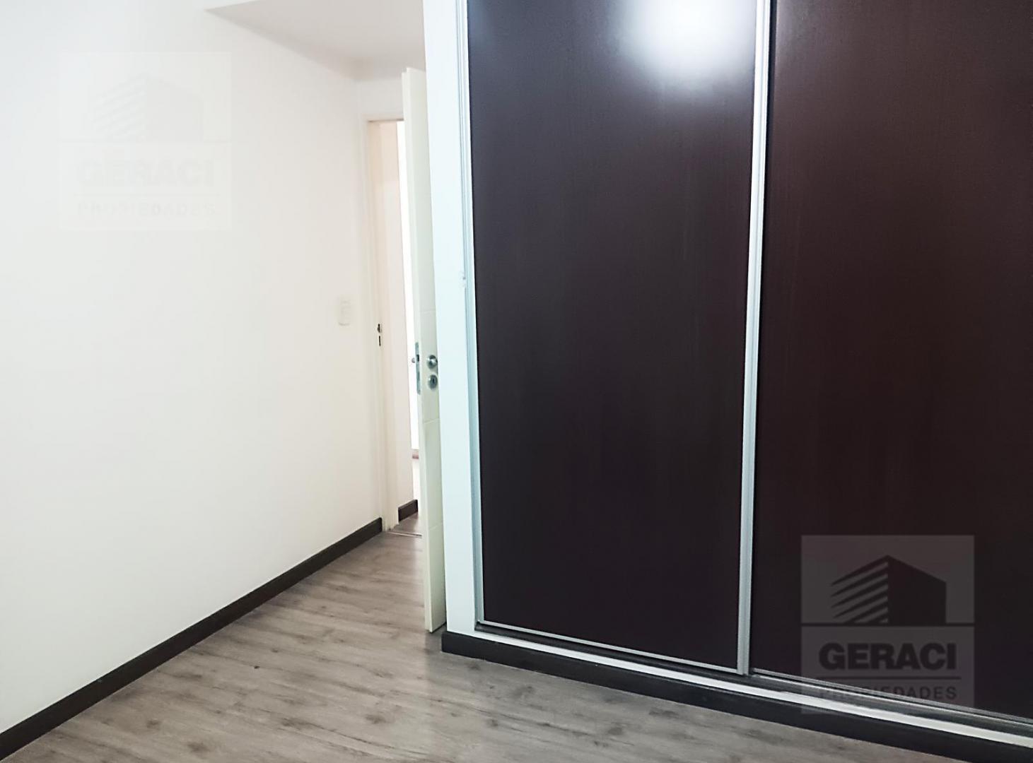 Foto de Excelente semipiso de 4 amb. con cochera descubierta, imagen 4