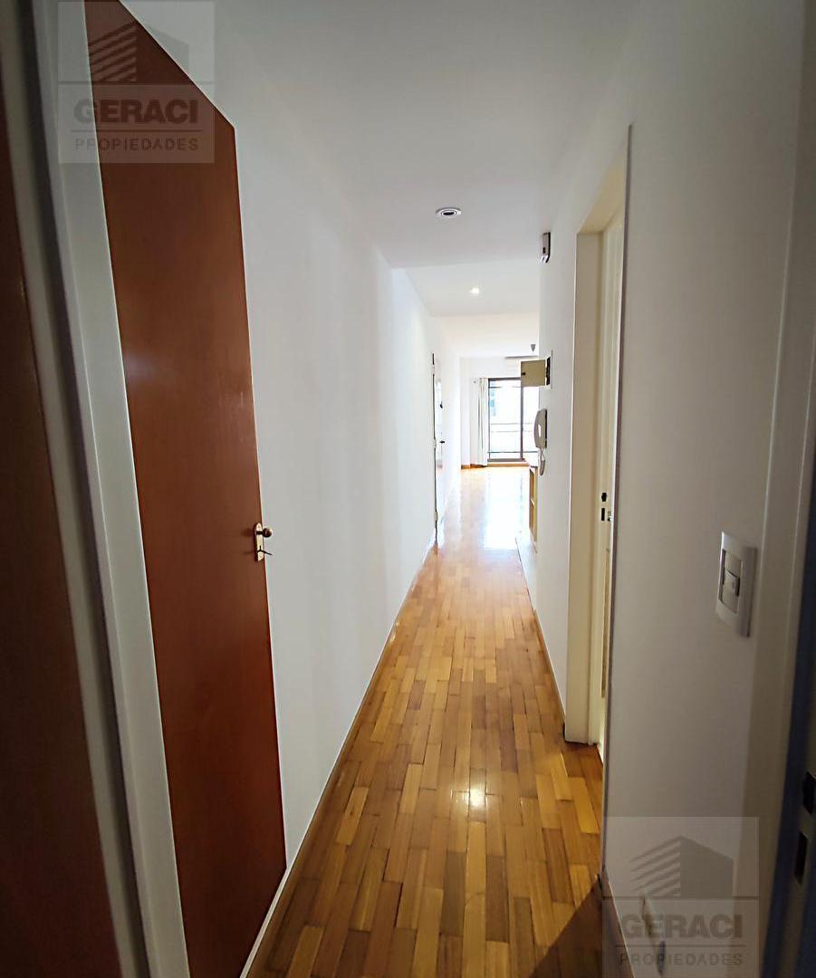 Foto de Excelente semipiso 2 amb. con balcón - Caballito, imagen 2