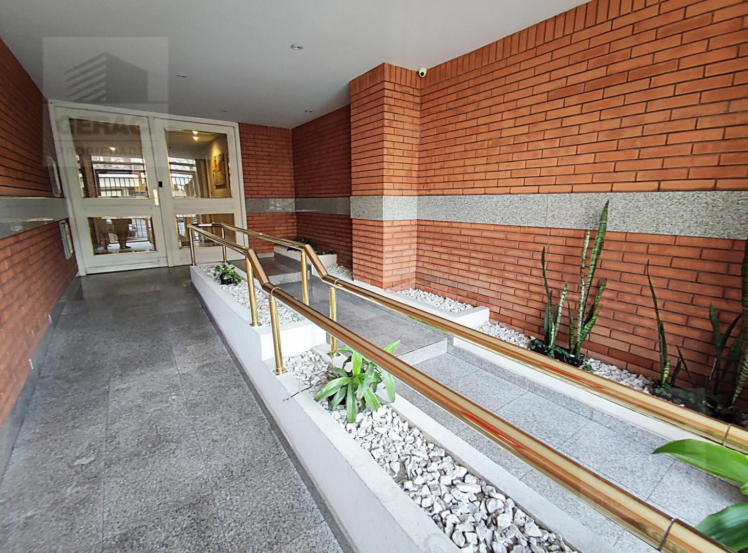 Foto de Excelente semipiso de 3 ambientes con cochera cubierta en Caballito, imagen 3