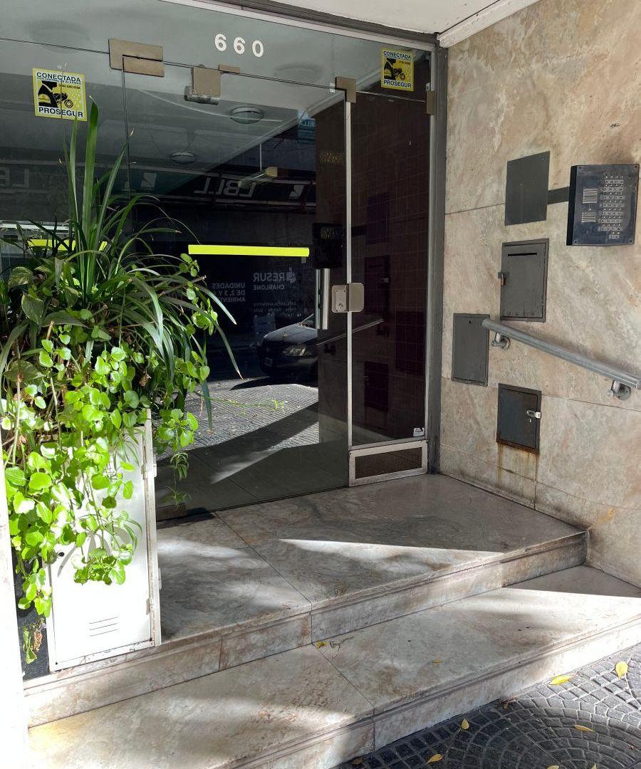 HERMOSO DEPARTAMENTO IMPECABLE LISTO PARA HABITAR!!! CHARLONE Y LACROZE