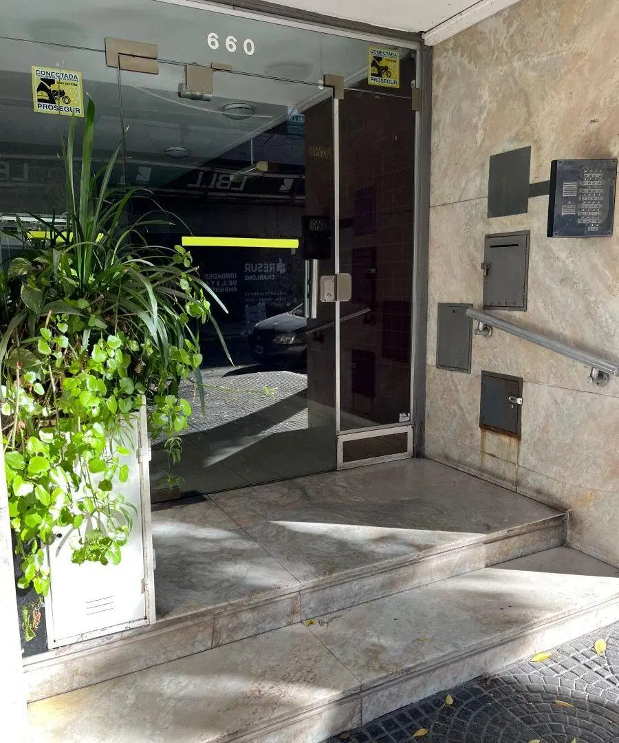 HERMOSO DEPARTAMENTO IMPECABLE LISTO PARA HABITAR!!! CHARLONE Y LACROZE 4