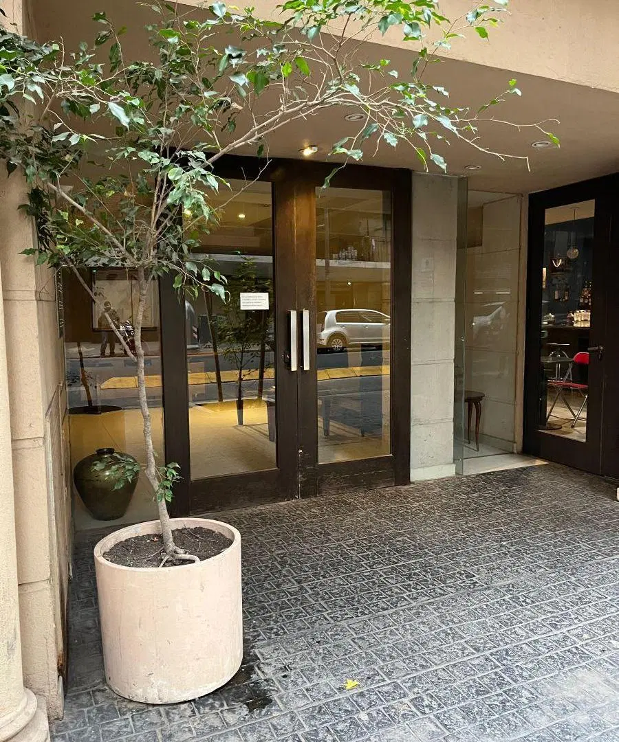 DIVINO DEPARTAMENTO EN MIGUELETES Y LACROZE. EXCELENTE UBICACIÓN. LISTO PARA HABITAR. BAJAS EXPENSAS 5