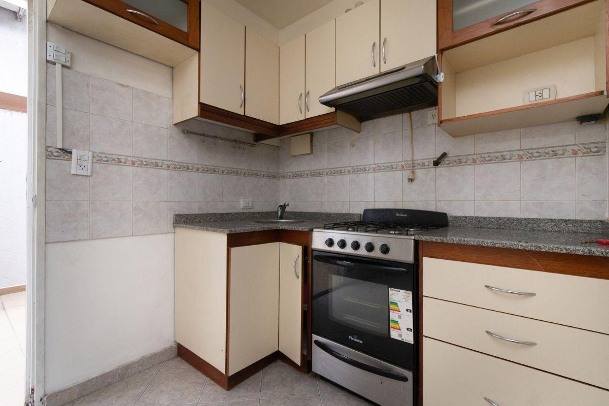 Foto de DIVINO PH EN DUPLEX SIN EXPENSAS 85 METROS IRIGOYEN 1620 CON COCHERA Y, imagen 3