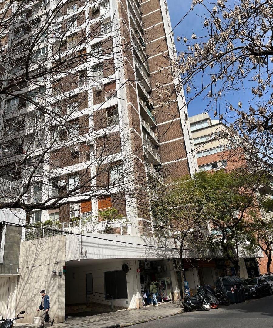 Foto de OPORTUNIDAD!!! TORRE 4 AMB AL FRENTE CON BALCON EDIFICIO CON VIGILANCIA, imagen 2