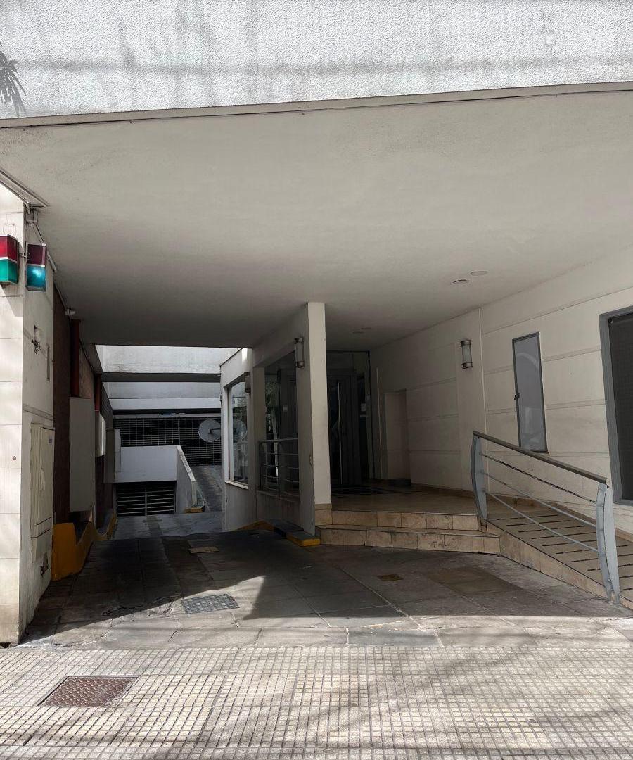 Foto de OPORTUNIDAD!!! TORRE 4 AMB AL FRENTE CON BALCON EDIFICIO CON VIGILANCIA, imagen 5