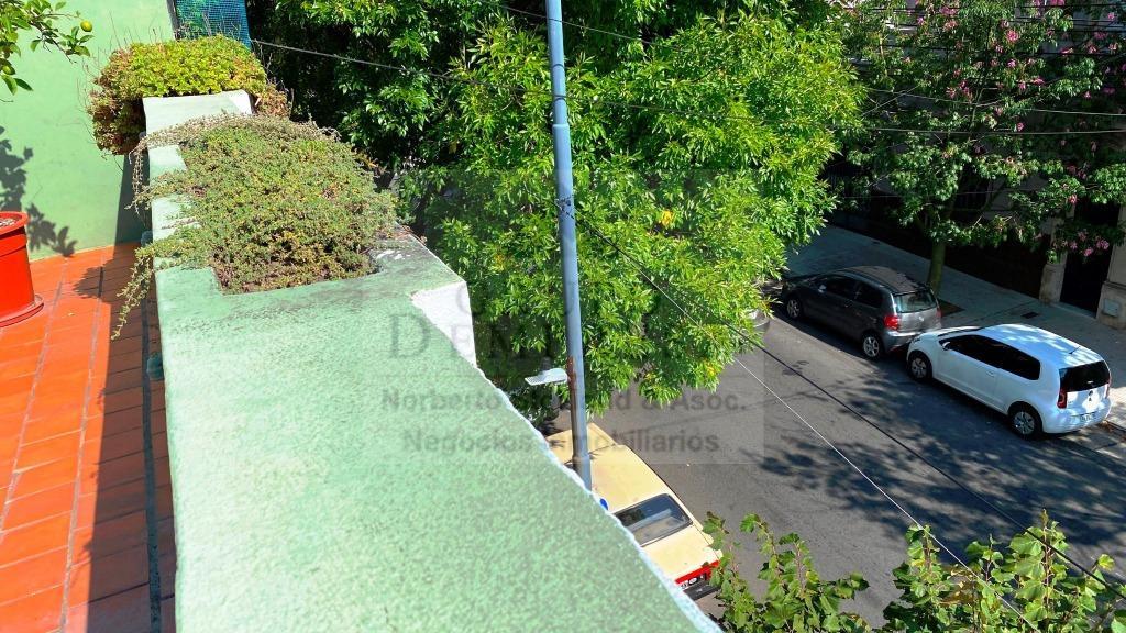 Boedo. Venta. Impecable Casa 242 m² Cubiertos + Terraza 100 m². 5 Dorm + Patio 3