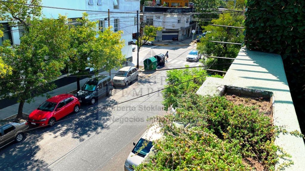 Boedo. Venta. Impecable Casa 242 m² Cubiertos + Terraza 100 m². 5 Dorm + Patio 2