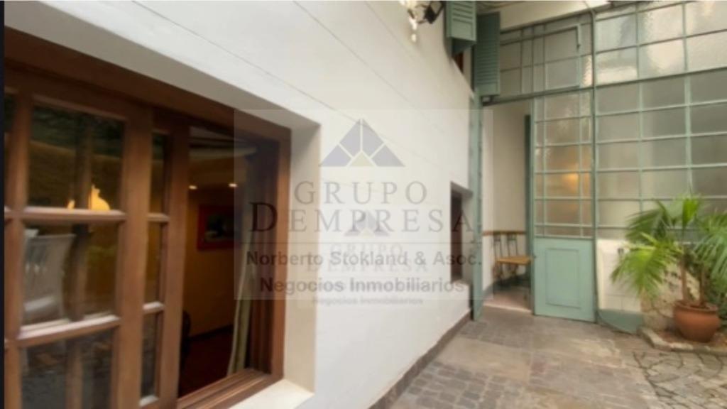 Boedo. Venta. Impecable Casa 242 m² Cubiertos + Terraza 100 m². 5 Dorm + Patio 5