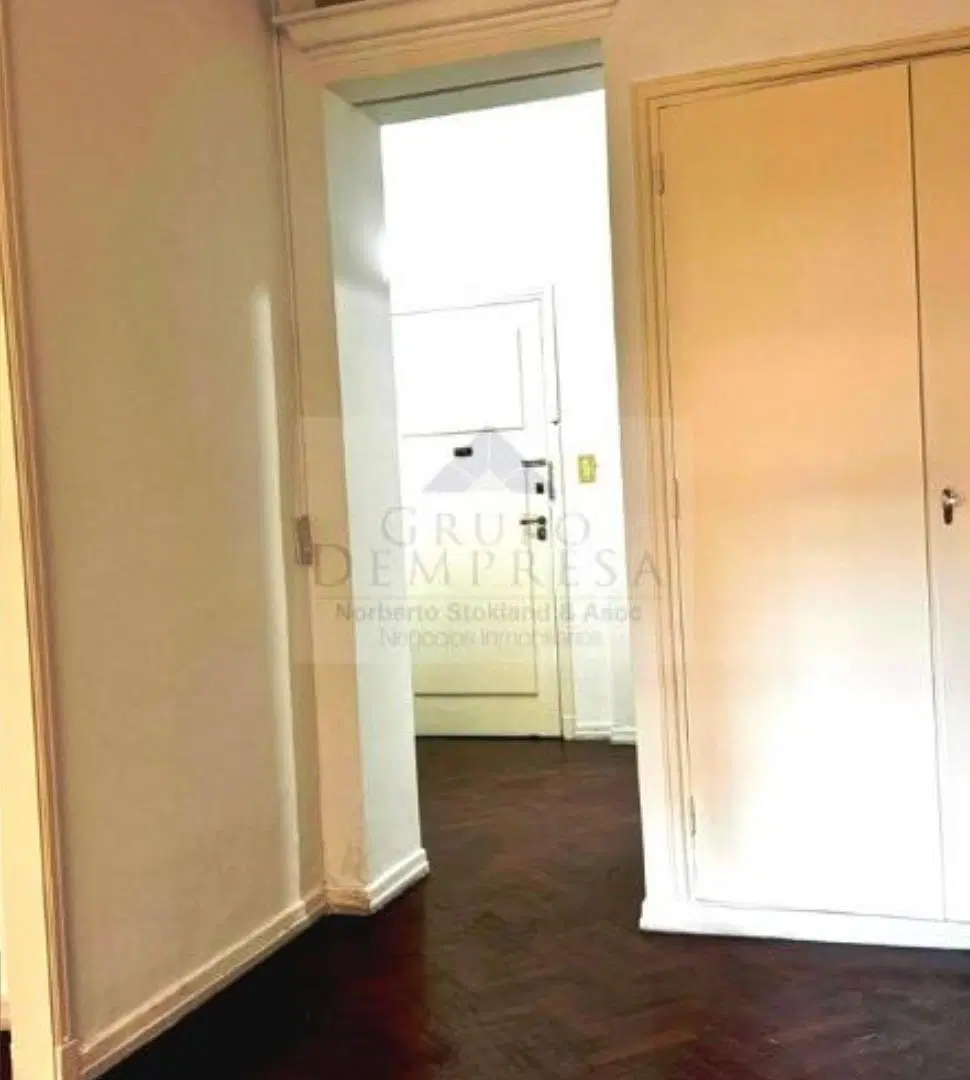 VENTA. DEPARTAMENTO AMBIENTE Y MEDIO EN BALVANERA - ALSINA AL 1900. OPORTUNIDAD! 4