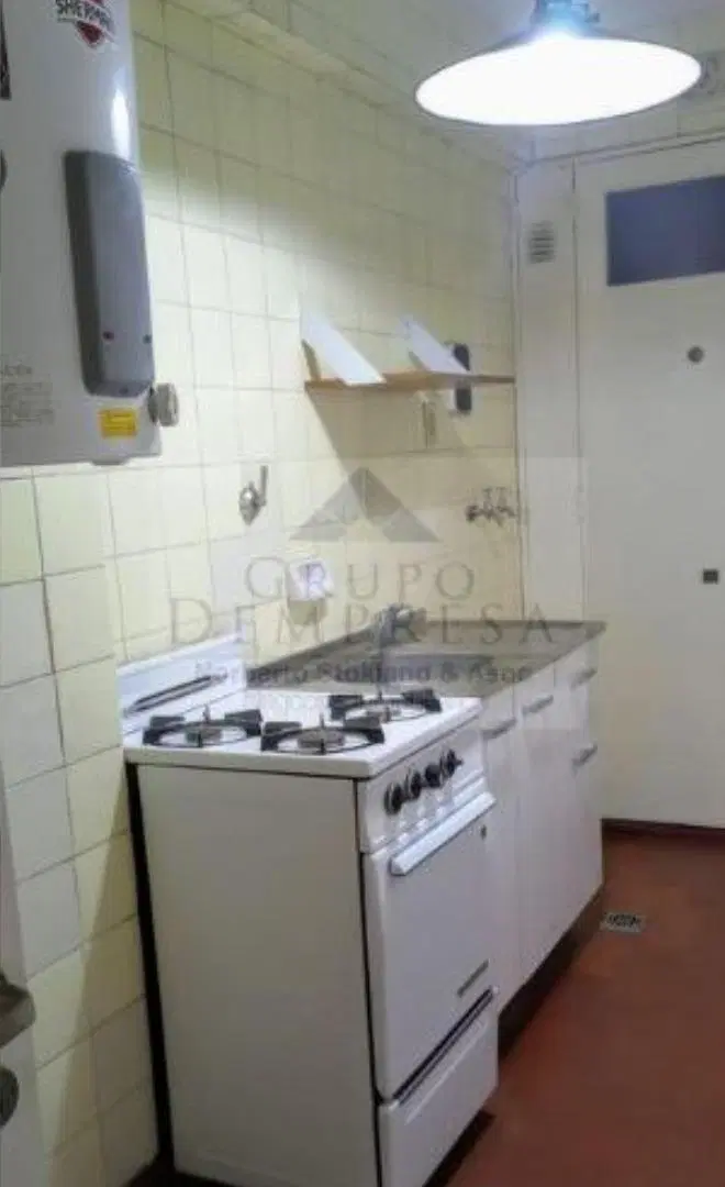 ALQUILER. RECOLETA: APTO PROFESIONAL. DOS AMBIENTES CON BALCÓN AL FRENTE Y EXCELENTE UBICACIÓN 5