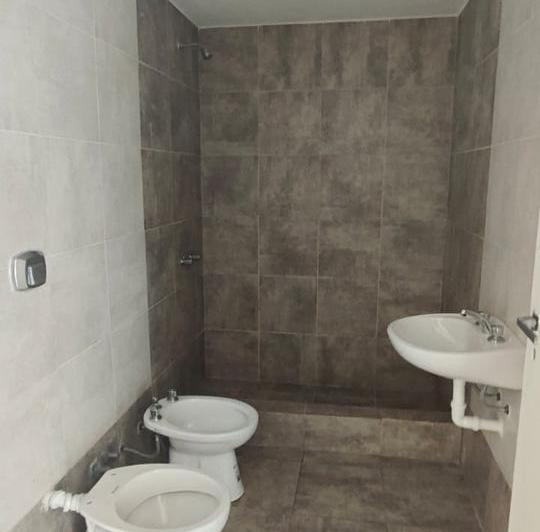 Departamento en  alquiler en varela 47 5